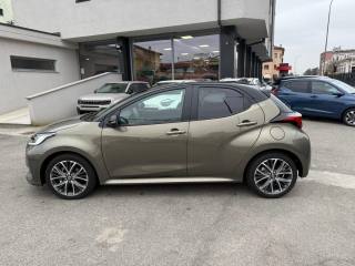 TOYOTA Yaris usata, con Airbag laterali