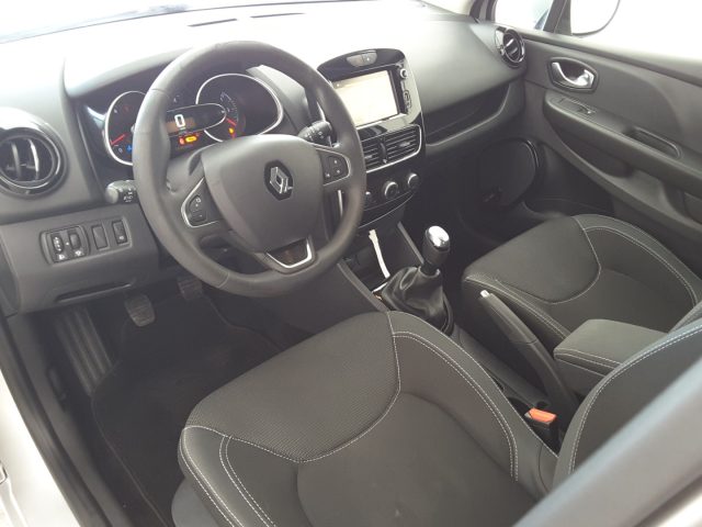 RENAULT Clio usata, con Autoradio