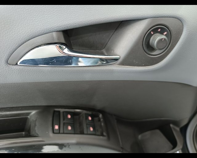 OPEL Meriva usata 14