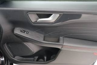 FORD Kuga usata, con Blind spot monitor