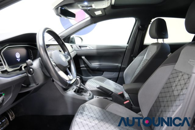 VOLKSWAGEN Taigo usata, con Touch screen