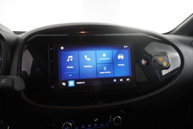 TOYOTA Aygo X usata 7