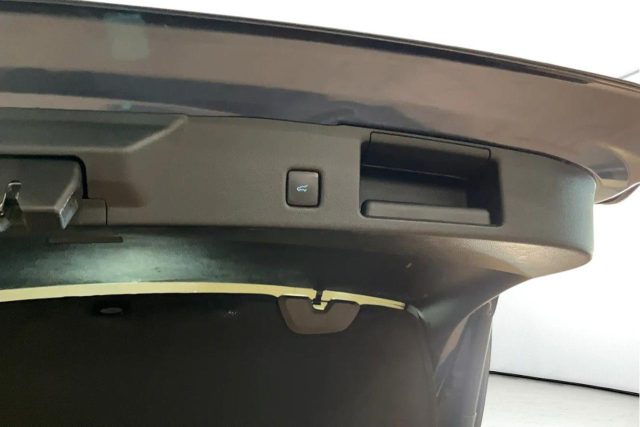 FORD Kuga usata, con Controllo automatico clima