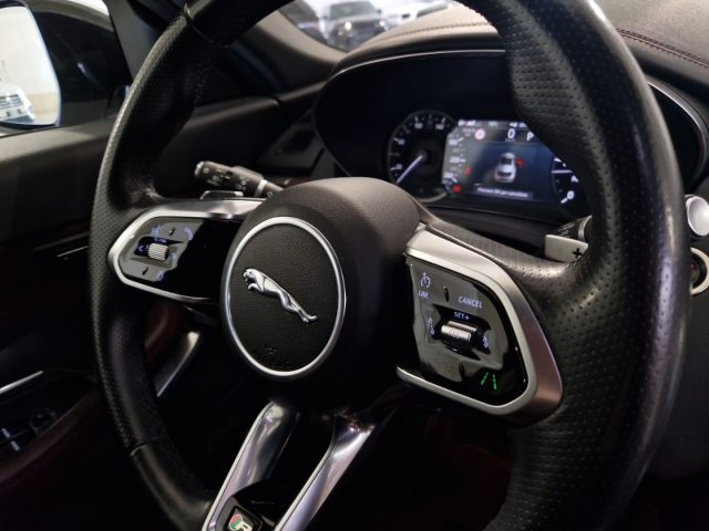 JAGUAR E-Pace usata, con Vetri oscurati