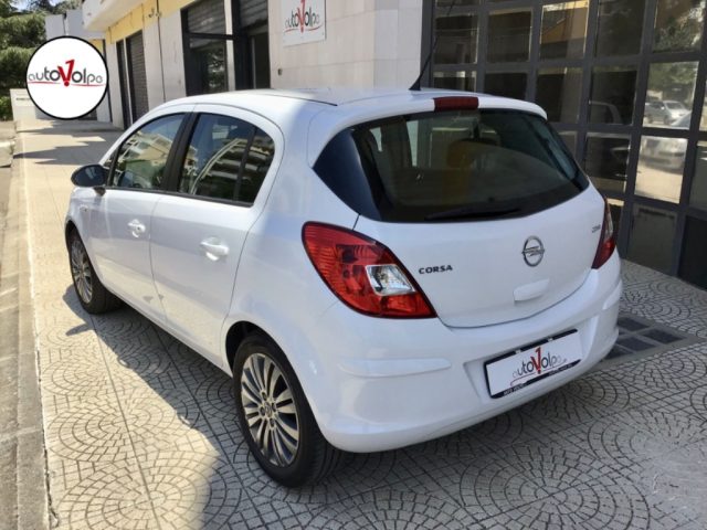 OPEL Corsa usata, con Airbag laterali