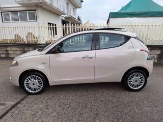 LANCIA Ypsilon usata, con Servosterzo