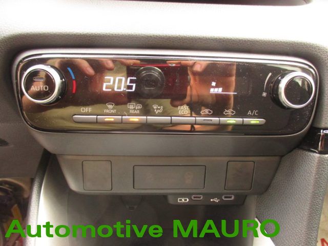 TOYOTA Yaris usata, con Airbag testa