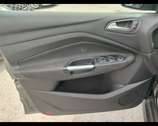 FORD C-Max usata, con Sedile posteriore sdoppiato