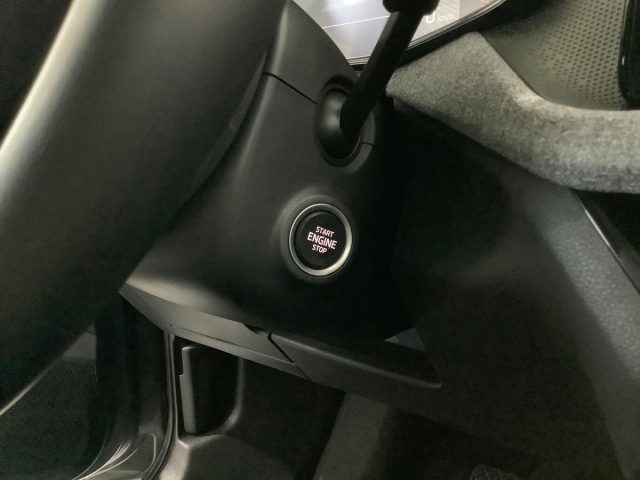 SKODA Kamiq usata, con Sensori di parcheggio posteriori