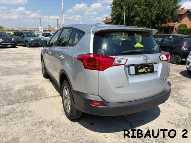 TOYOTA RAV 4 usata, con Controllo trazione
