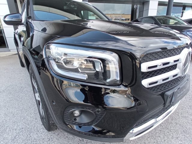 MERCEDES-BENZ GLB 200 usata, con Autoradio