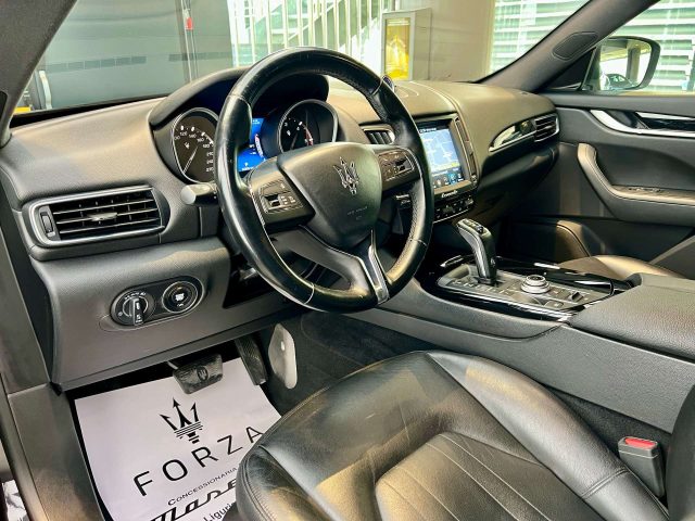 MASERATI Levante usata, con Fendinebbia