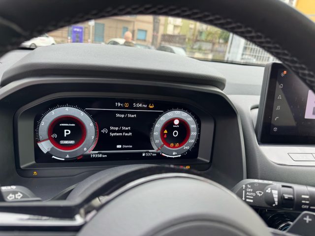 NISSAN Qashqai usata, con Sistema di navigazione