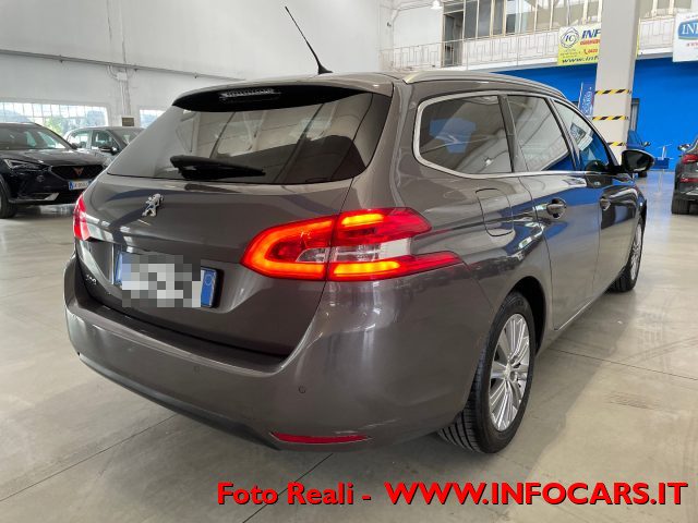 PEUGEOT 308 usata, con Cerchi in lega