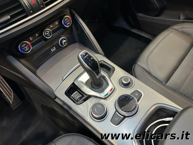 ALFA ROMEO Stelvio usata, con Fari Xenon