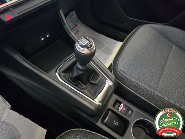 RENAULT Captur usata, con Sistema di navigazione