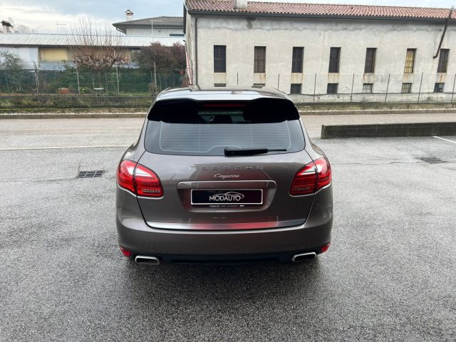 PORSCHE Cayenne usata, con Autoradio