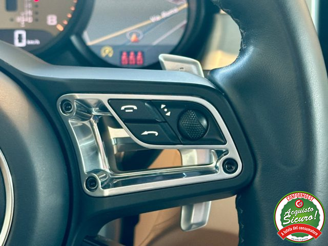 PORSCHE Macan usata, con Sedile posteriore sdoppiato