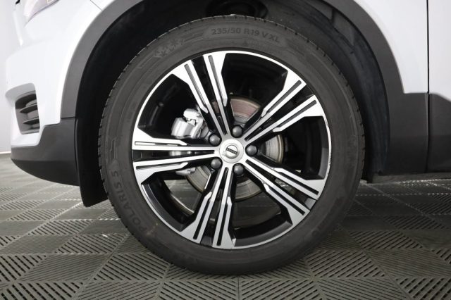VOLVO XC40 usata 8