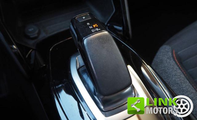 PEUGEOT 2008 usata 36