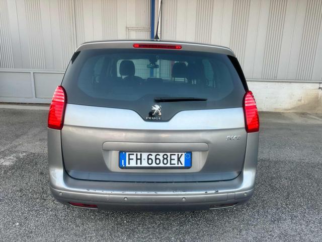 PEUGEOT 5008 usata, con Chiusura centralizzata