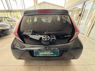 TOYOTA Aygo usata, con Autoradio