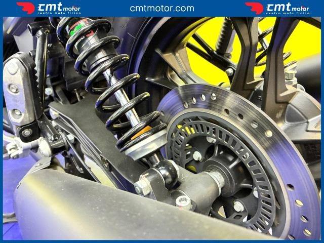 MOTO GUZZI V7 usata 10