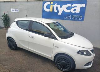 LANCIA Ypsilon usata, con Airbag