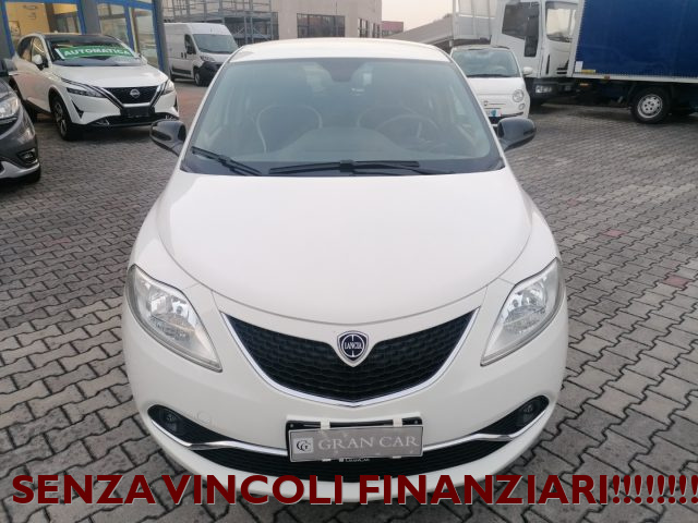 LANCIA Ypsilon usata, con Airbag