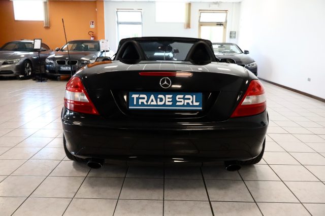 MERCEDES-BENZ SLK 200 usata, con Chiusura centralizzata