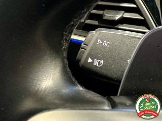 BMW 330 usata, con Touch screen