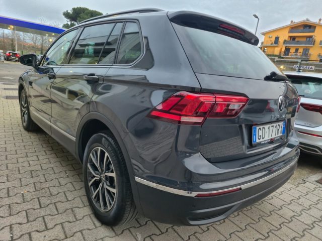 VOLKSWAGEN Tiguan usata, con Airbag laterali