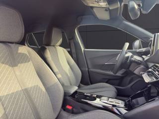 PEUGEOT 2008 usata, con Sensori di parcheggio posteriori