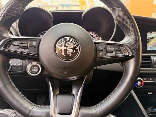ALFA ROMEO Giulia usata, con Lettore CD