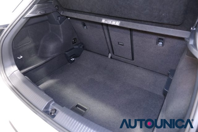 VOLKSWAGEN T-Roc usata 64