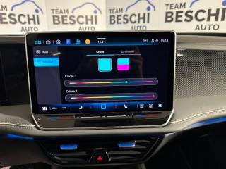 VOLKSWAGEN Passat Variant usata, con ESP