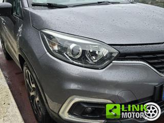 RENAULT Captur usata, con Sensori di parcheggio posteriori