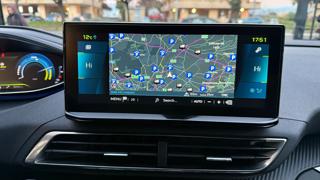PEUGEOT 3008 usata, con Boardcomputer