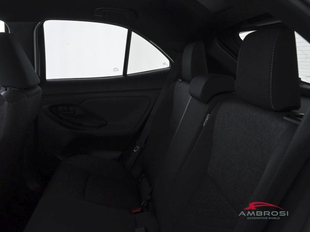 TOYOTA Yaris Cross usata 9