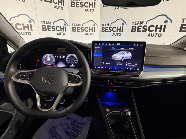 VOLKSWAGEN Golf usata, con Autoradio