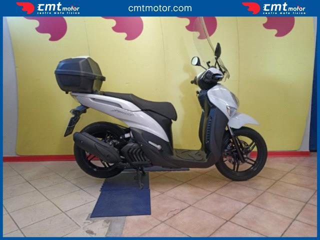 YAMAHA Xenter 150 usata 0