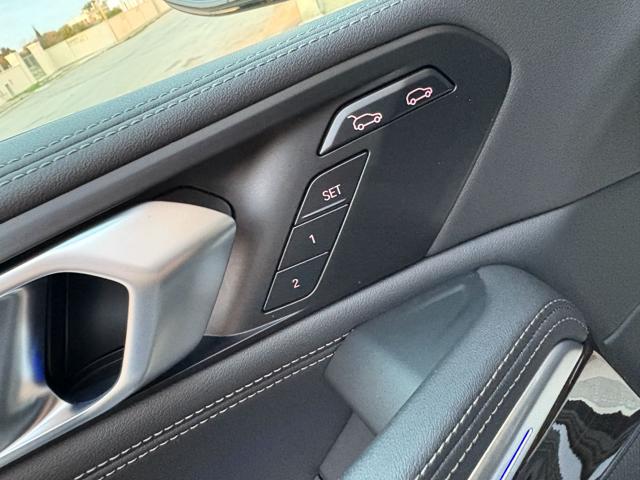 BMW X6 usata, con Sensori di parcheggio anteriori