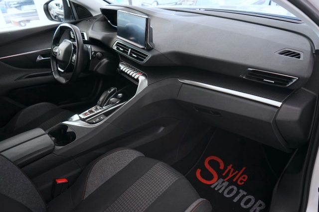 PEUGEOT 3008 usata, con Climatizzatore