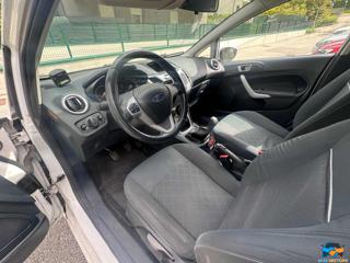 FORD Fiesta usata, con ESP