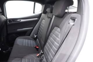 ALFA ROMEO Stelvio usata, con Autoradio digitale