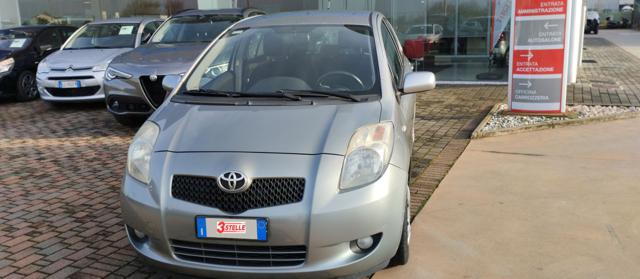TOYOTA Yaris usata, con ABS