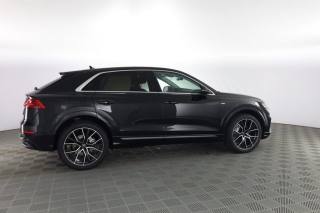 AUDI Q8 usata 2