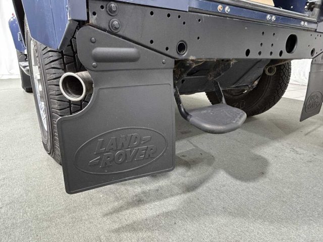 LAND ROVER Defender usata 24