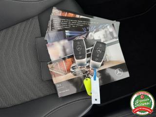 MERCEDES-BENZ GLA 180 usata, con Sedile posteriore sdoppiato