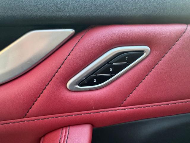MASERATI Levante usata, con Leve al volante